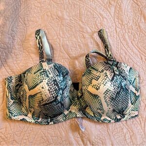 savage x fenty convertible snake print bra size 40DD